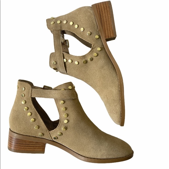 Carlos Santana Blake Tan Cut Out Ankle Boots NWT - Picture 7 of 13